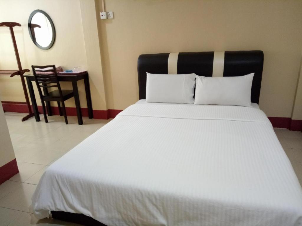 History Hotel Кангар Экстерьер фото